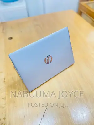 New Laptop HP EliteBook Folio 1020 G1 8GB Intel Core I7 SSD 256GB