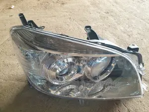 Headlamps Rav4 2005 - 2006
