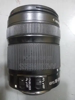 CANON 18-135mm Full Frame Lens.