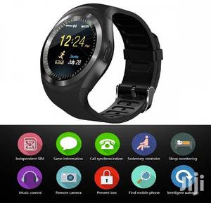 Original Premium, Smart Watch With Smartphone Gold Color.