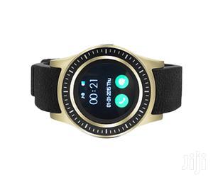 Original Premium, Smart Watch With Smartphone Gold Color.