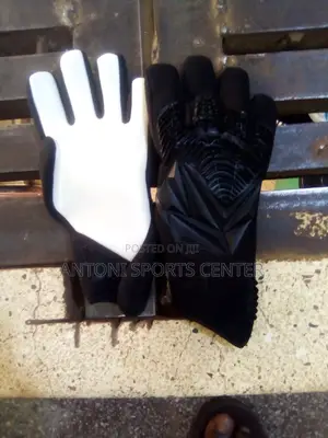 Goal Cheaper Gloves