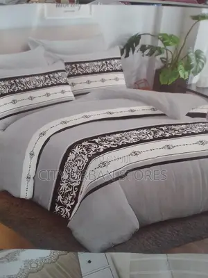 Honey G Duvet Cover Set