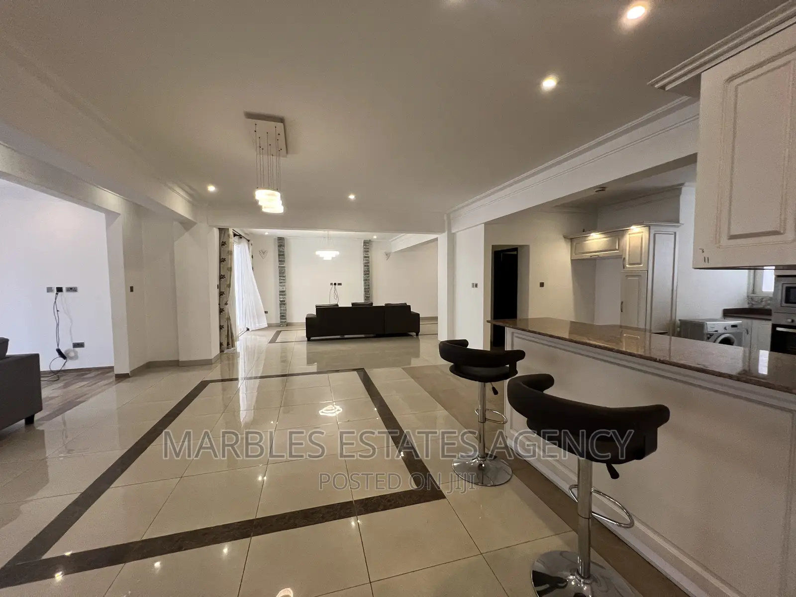 3bdrm Apartment in Kololo, Central Division for rent