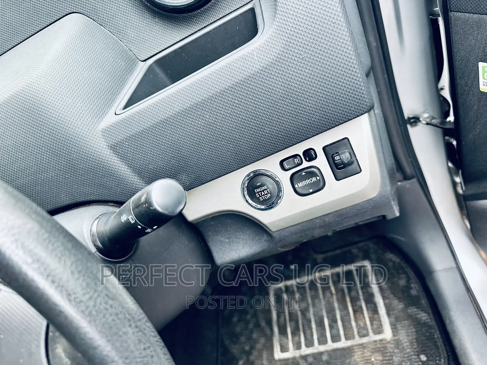 Toyota Corolla Rumion Hatchback 1.8 AWD 2009 Ivory