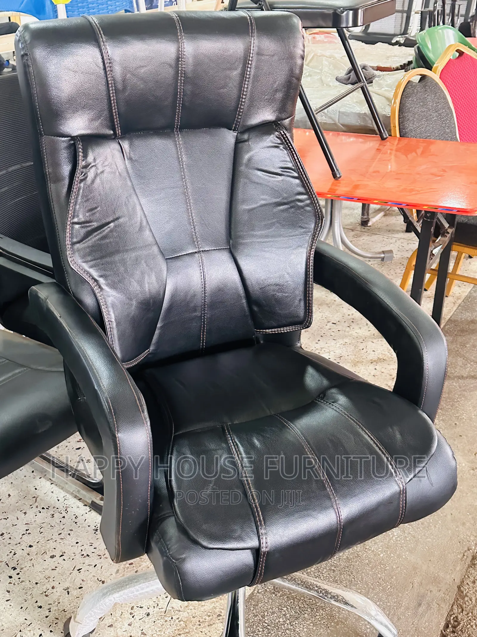 OFFICE CHAIR ( Leather)