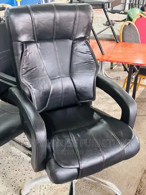 OFFICE CHAIR ( Leather)