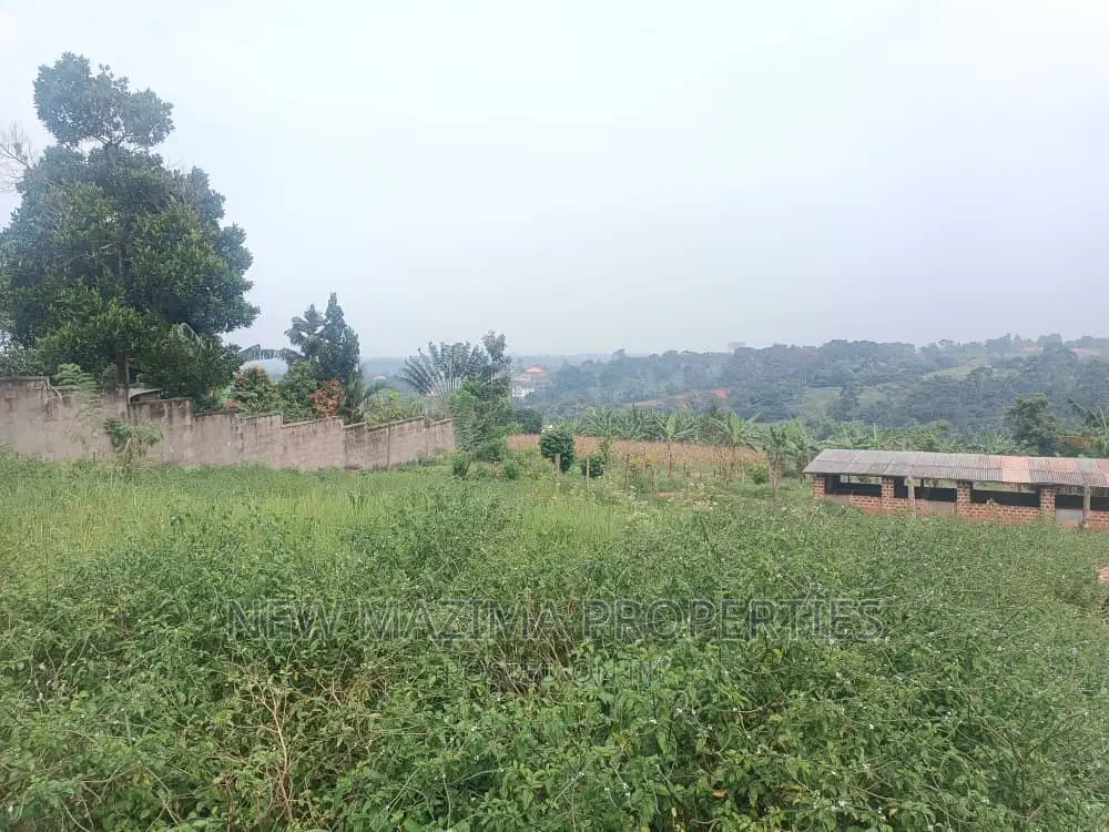 Plots With Ready Private Title Quicksale Namugongo Bukerere