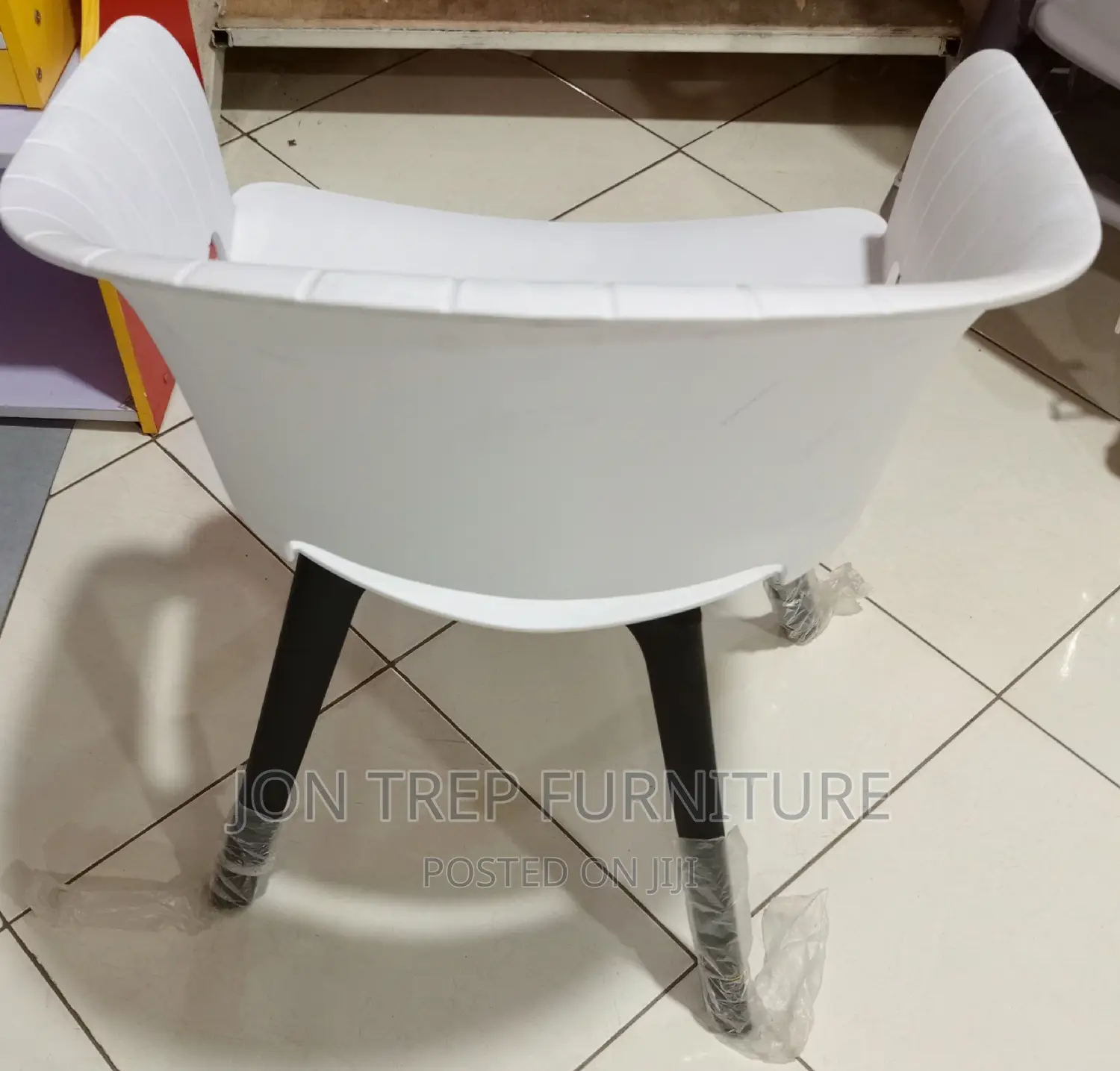 Executive Plastic Restaurant Chair