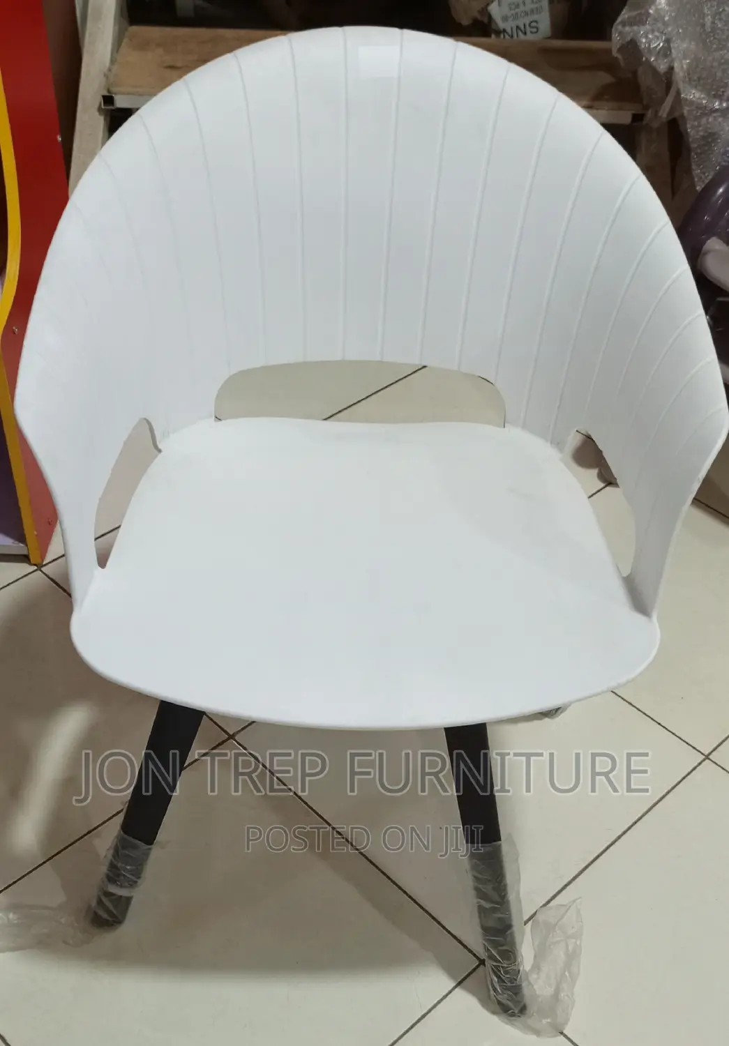 Executive Plastic Restaurant Chair