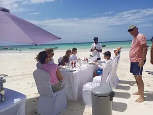 Lunch As An Italian Like This Family In Zanzibar