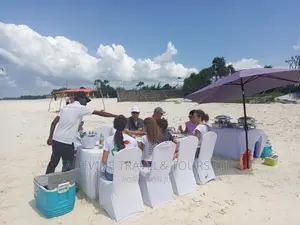 Lunch As An Italian Like This Family In Zanzibar