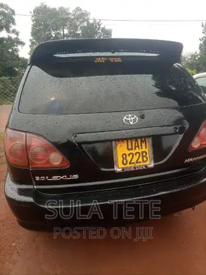 Toyota Harrier 3.0 V6 1999 Black