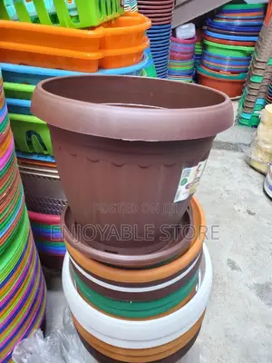 Plastic Flower Pots