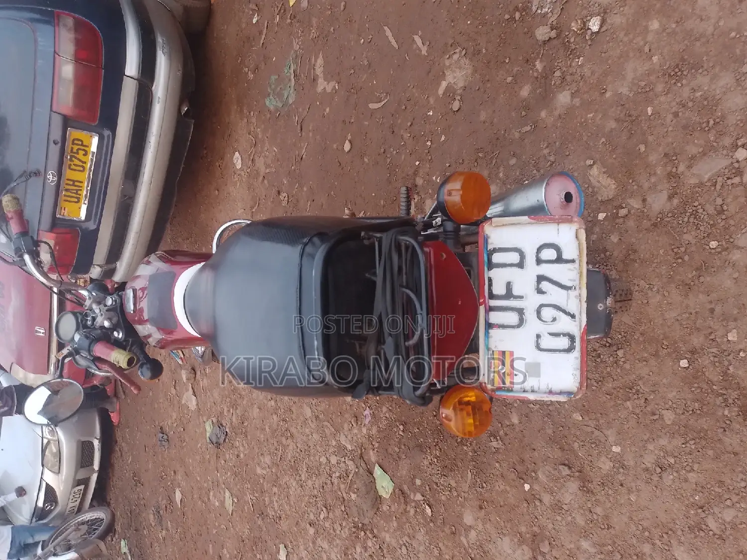 Bajaj Boxer 100 2022 Red
