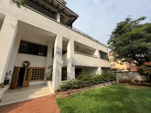 Furnished 3bdrm Apartment in Bugolobi, Central Division for rent