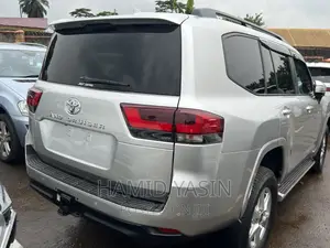 New Toyota Land Cruiser 2023 Silver