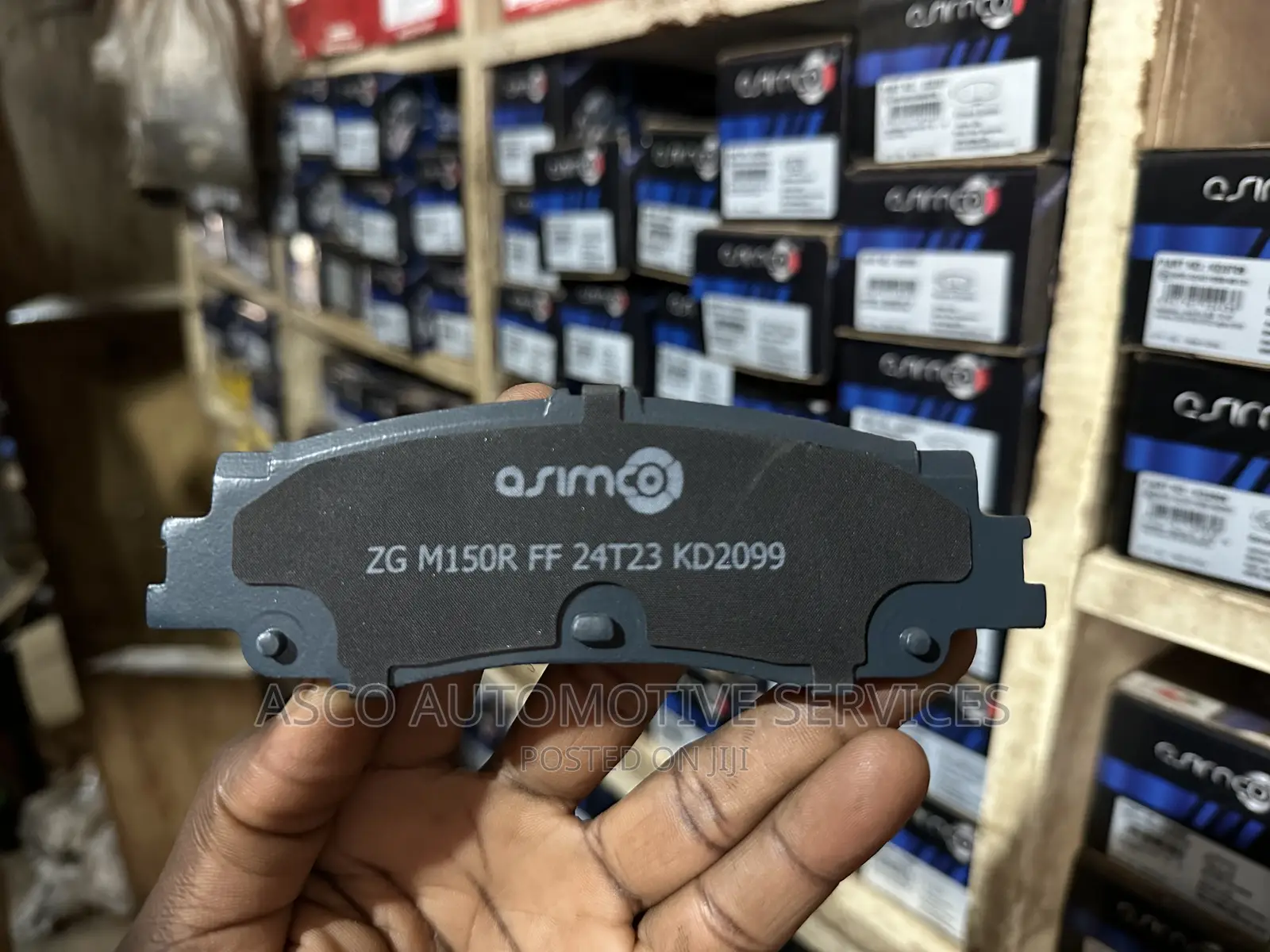 Rear Brake Pads for Land Cruiser VX 300 Series.