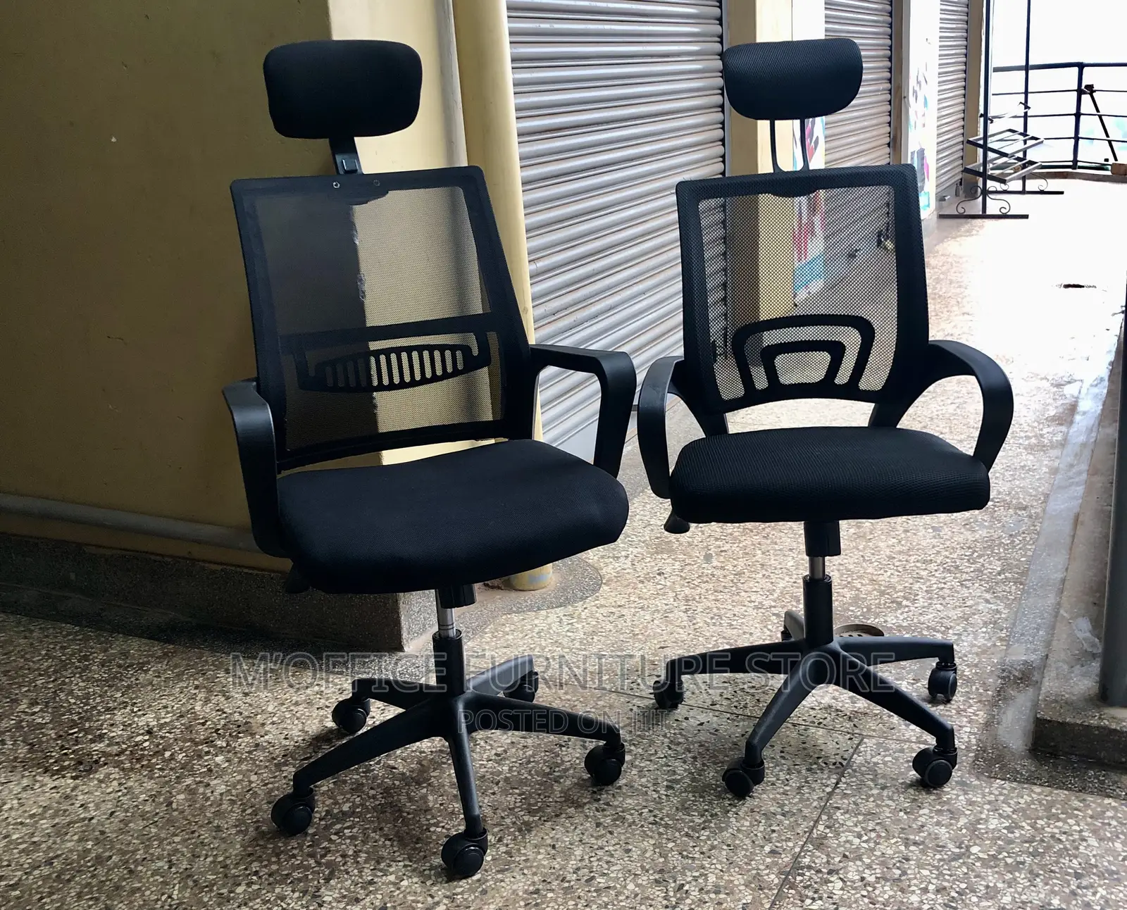Mesh Back Office Chairs With Headrest