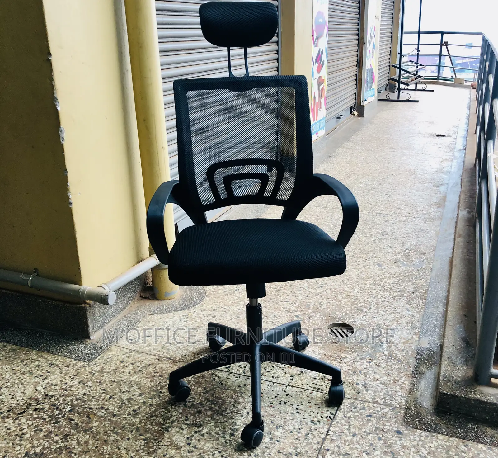 Rotating Mesh Back Office Chairs