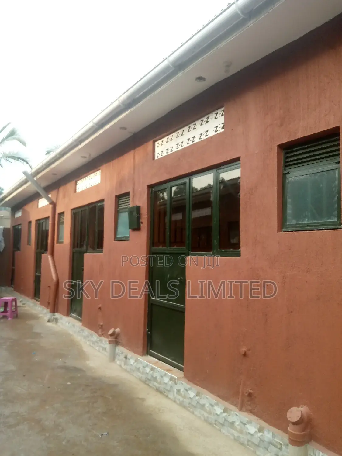 1bdrm Bungalow in Kisaasi, Nakawa for sale