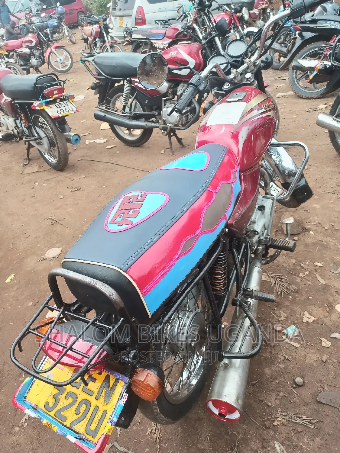 Bajaj Boxer 2015 Red