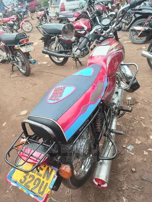 Bajaj Boxer 2015 Red