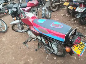 Bajaj Boxer 2015 Red