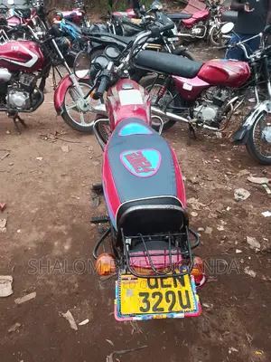 Bajaj Boxer 2015 Red
