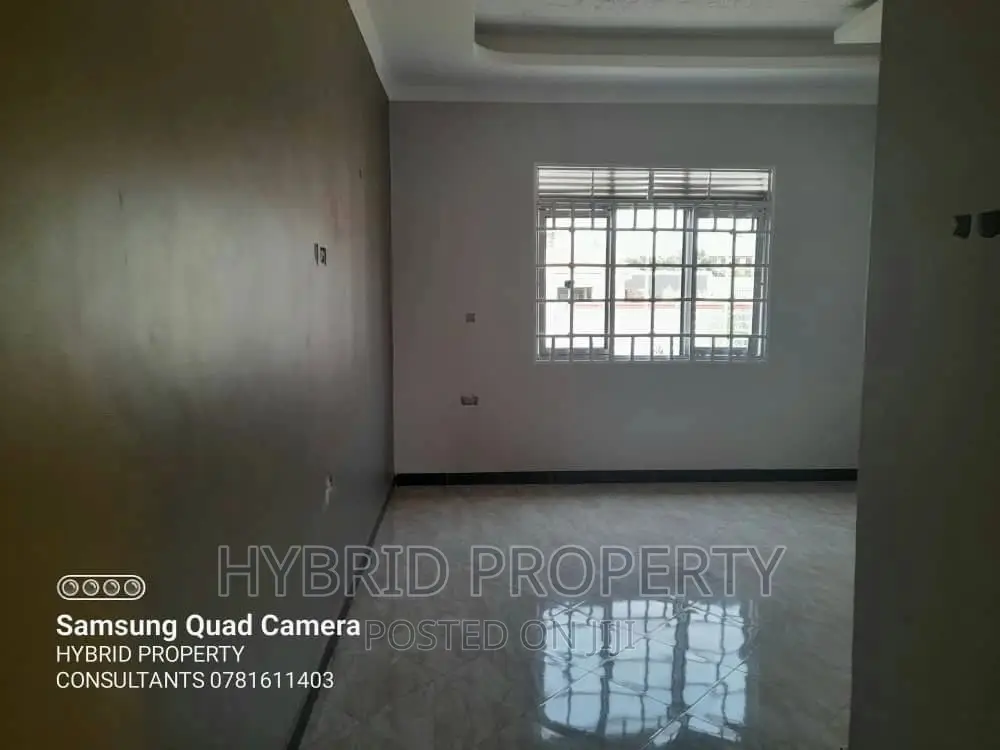3bdrm House in Gayaza~Nkoowe for sale