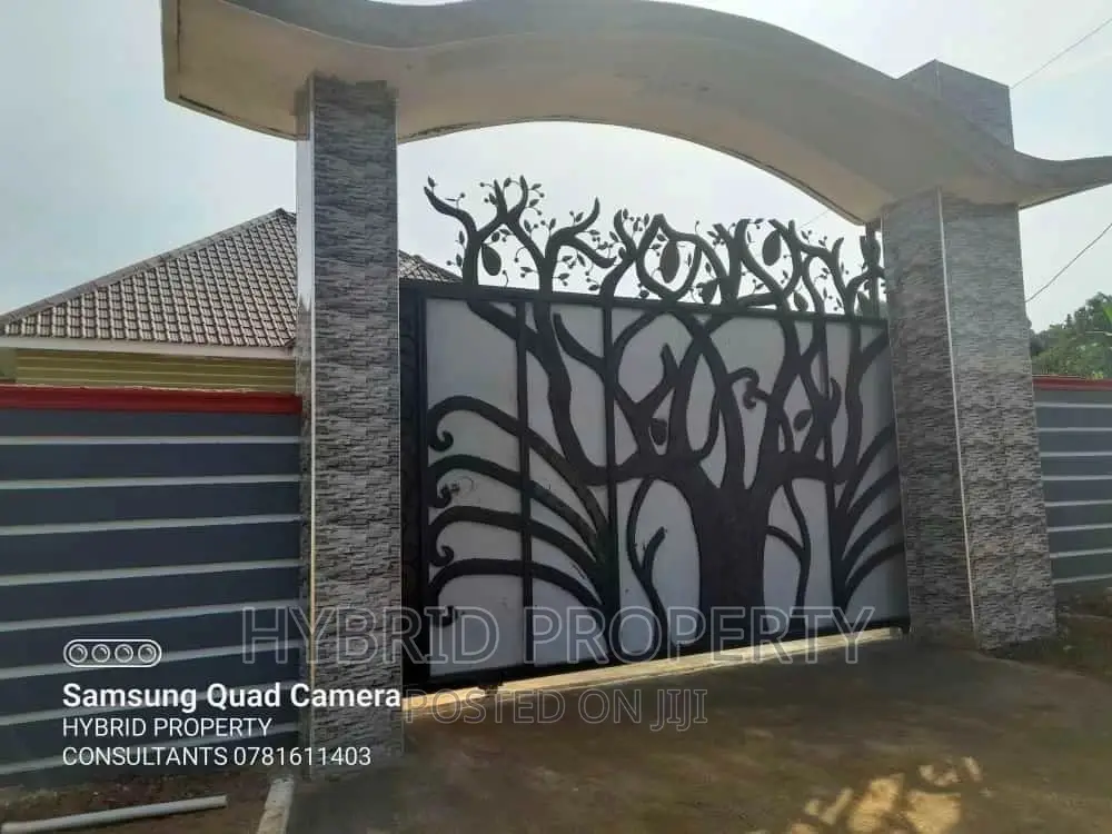 3bdrm House in Gayaza~Nkoowe for sale