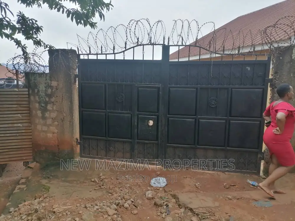 2bdrm House in Makindye Heights, Division A for sale