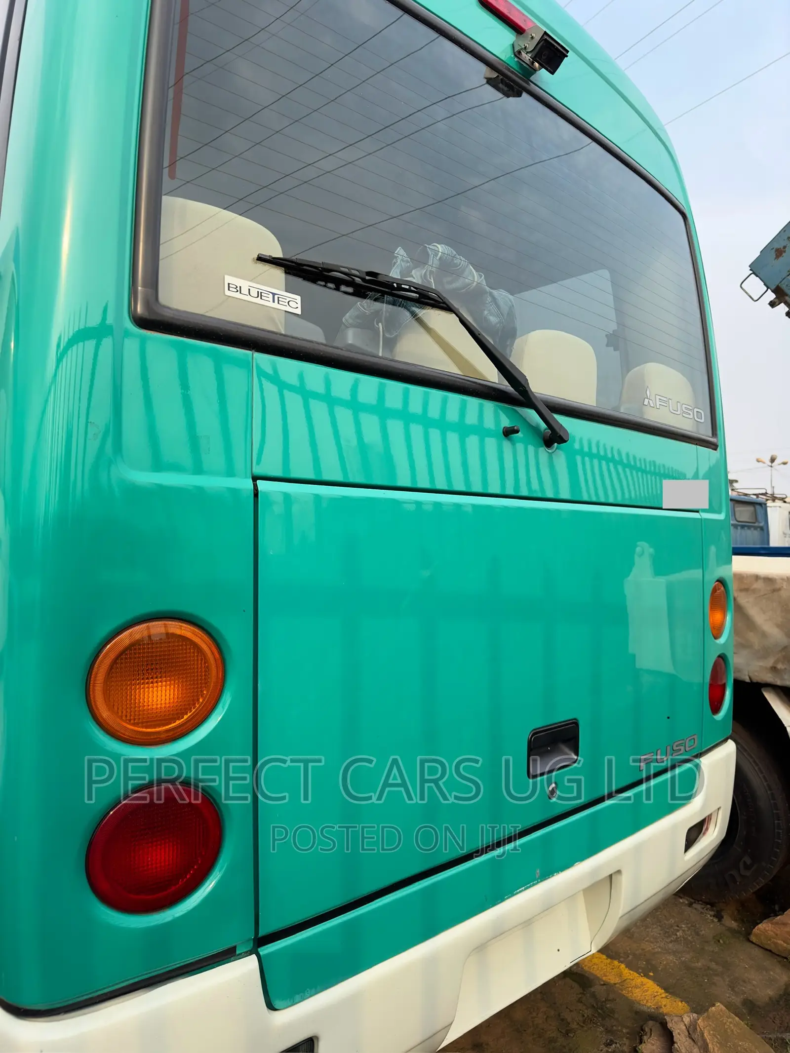 Mitsubishi Fuso Rosa 2011 Green