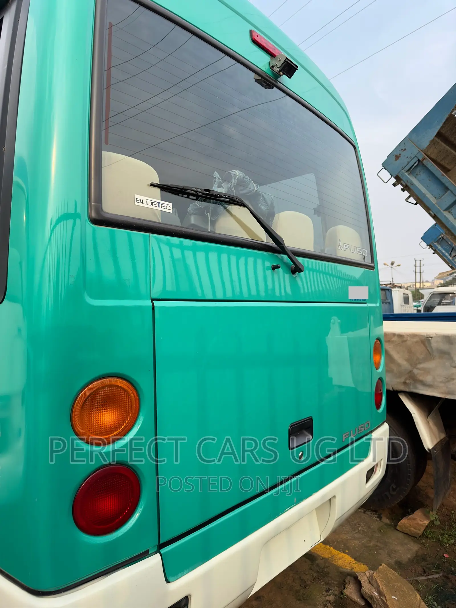 Mitsubishi Fuso Rosa 2011 Green