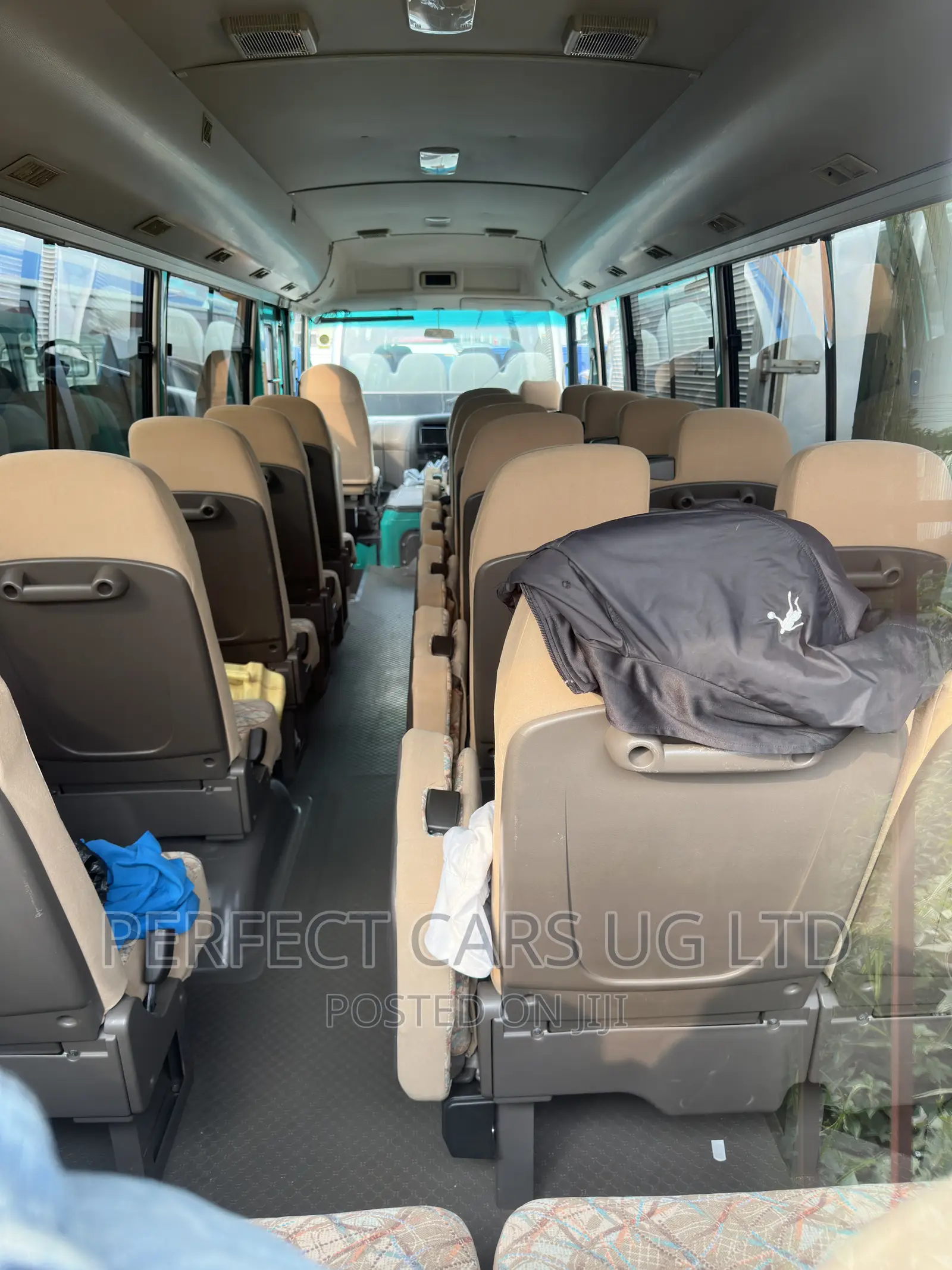 Mitsubishi Fuso Rosa 2011 Green