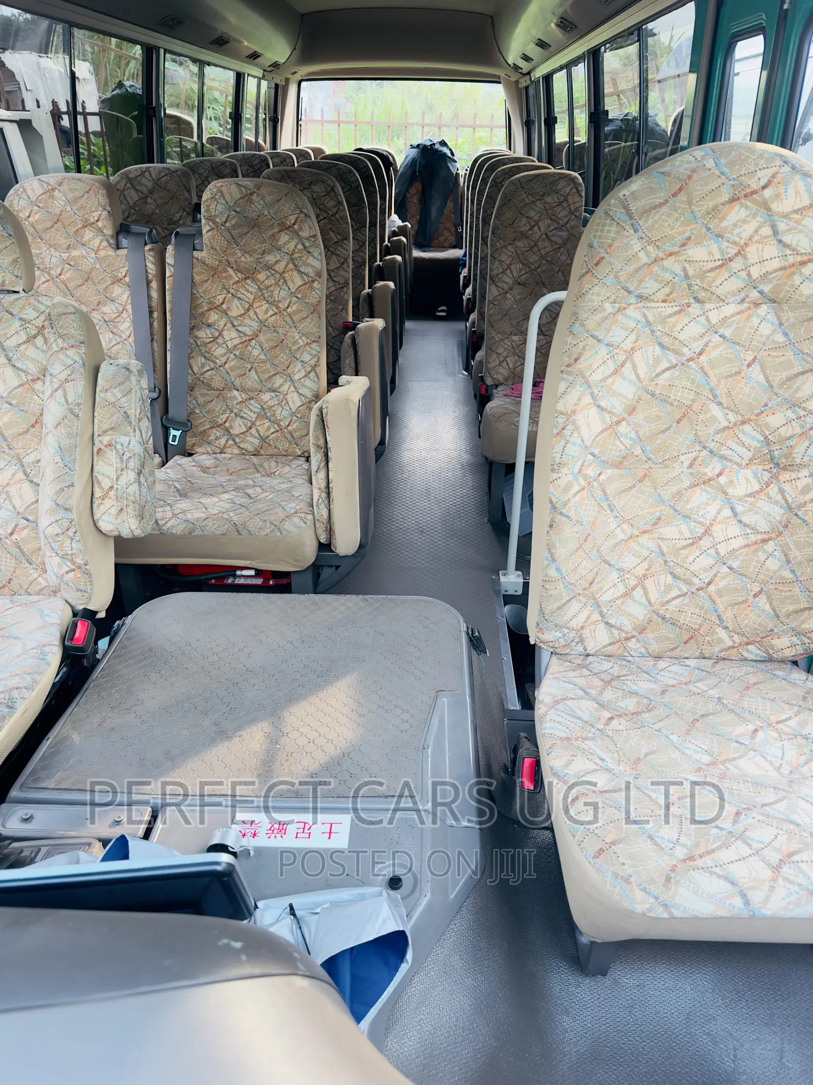 Mitsubishi Fuso Rosa 2011 Green