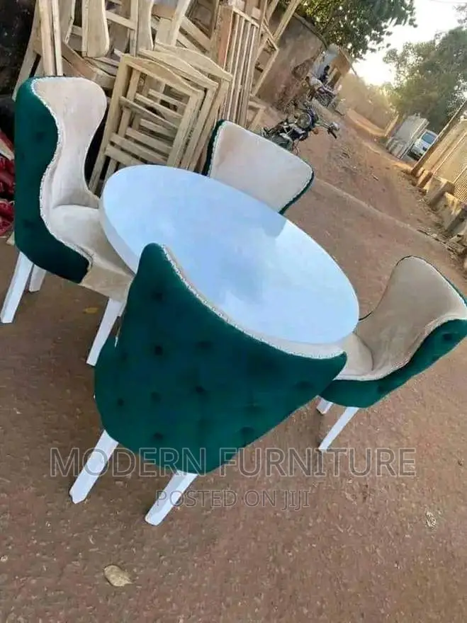 Round Dinning Table of 4 Seaters Call Us On