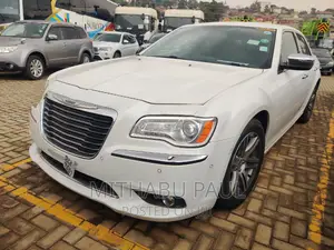 Photo - Chrysler 300 300C AWD 2015 White
