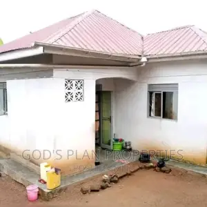 2bdrm House in Wakiso Town, Central Division for sale