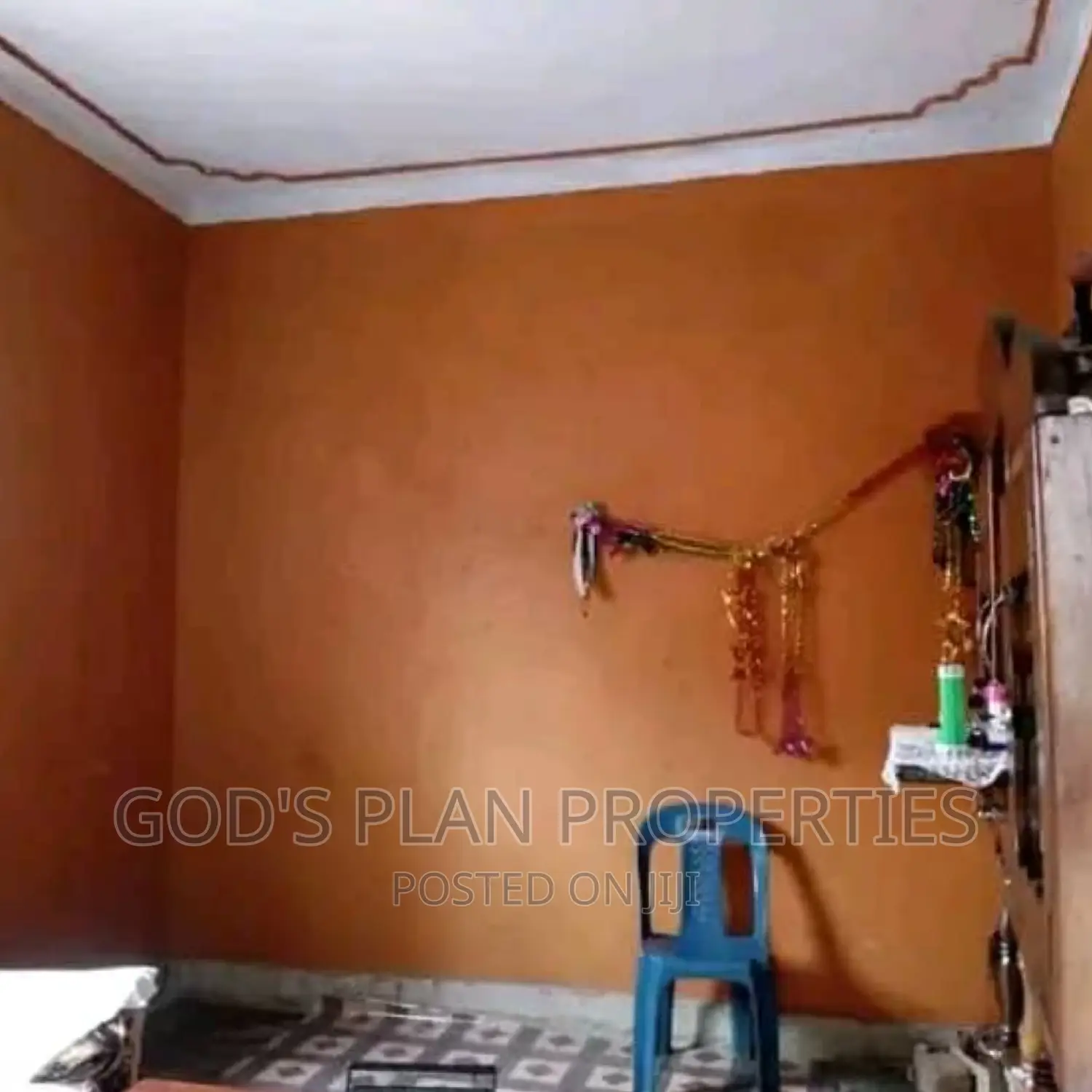 2bdrm House in Wakiso Town, Central Division for sale