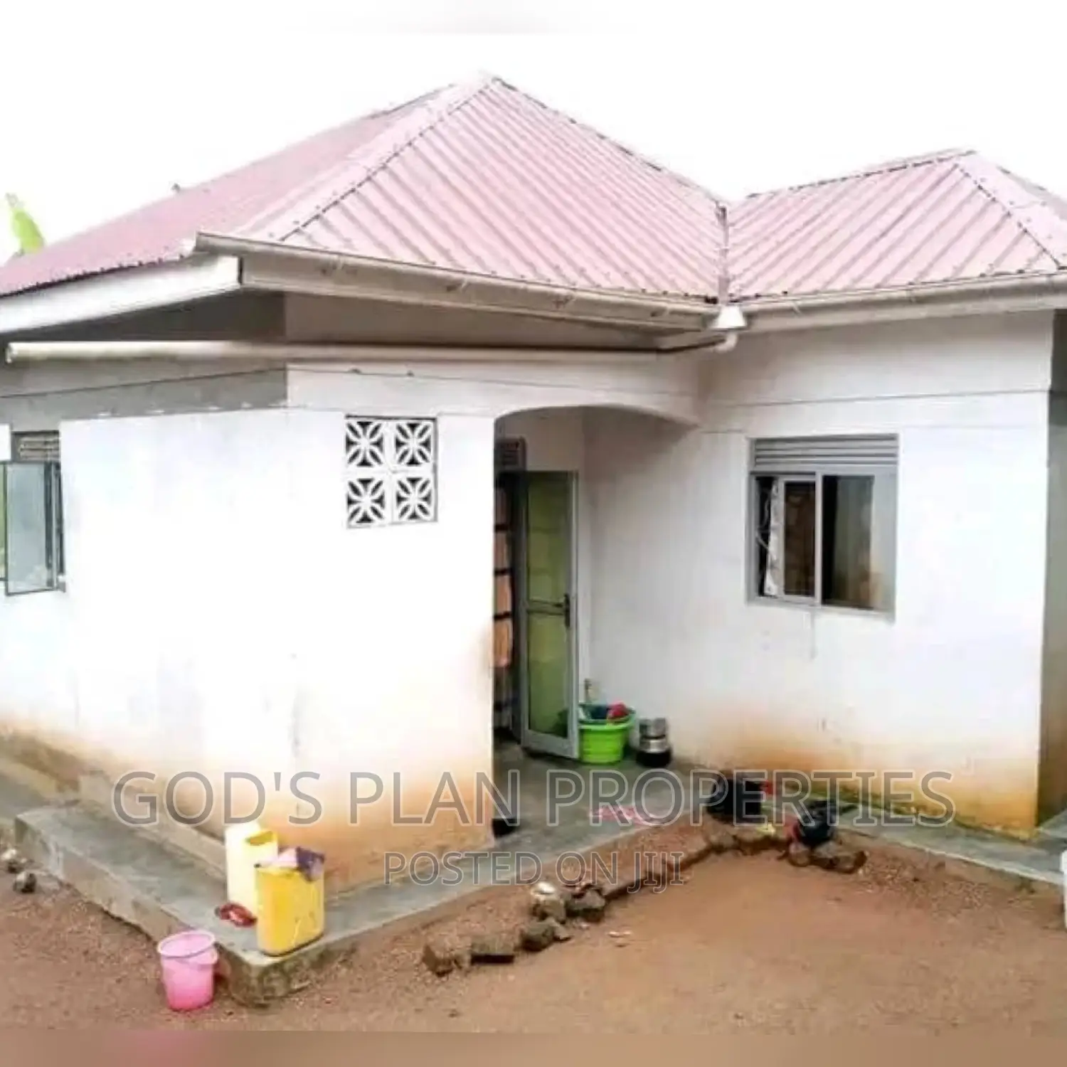 2bdrm House in Wakiso Town, Central Division for sale