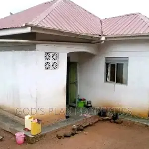 2bdrm House in Wakiso Town, Central Division for sale