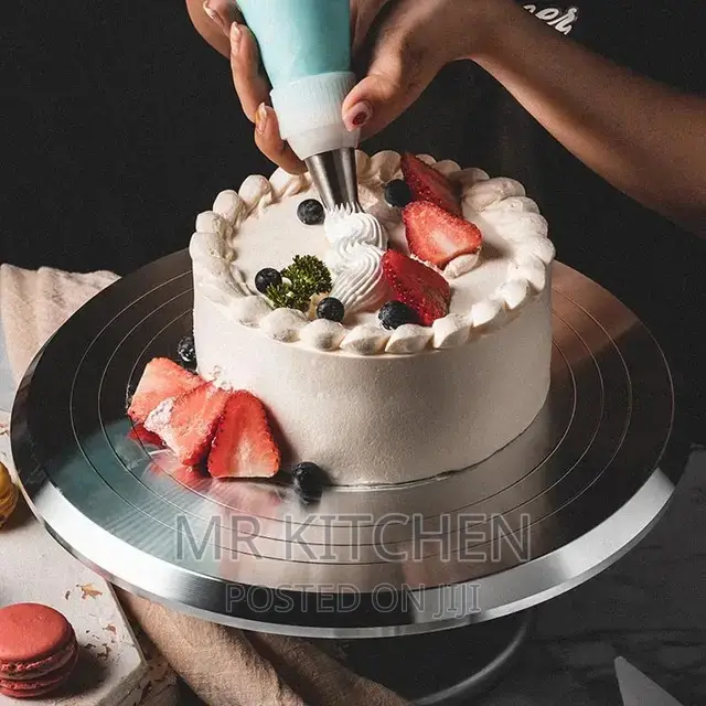 Metallic Cake Turn Table