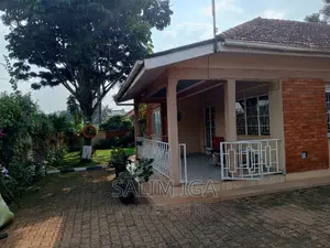3bdrm Bungalow in Kololo Property, Central Division for rent