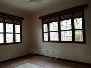 3bdrm Bungalow in Kololo Property, Central Division for rent