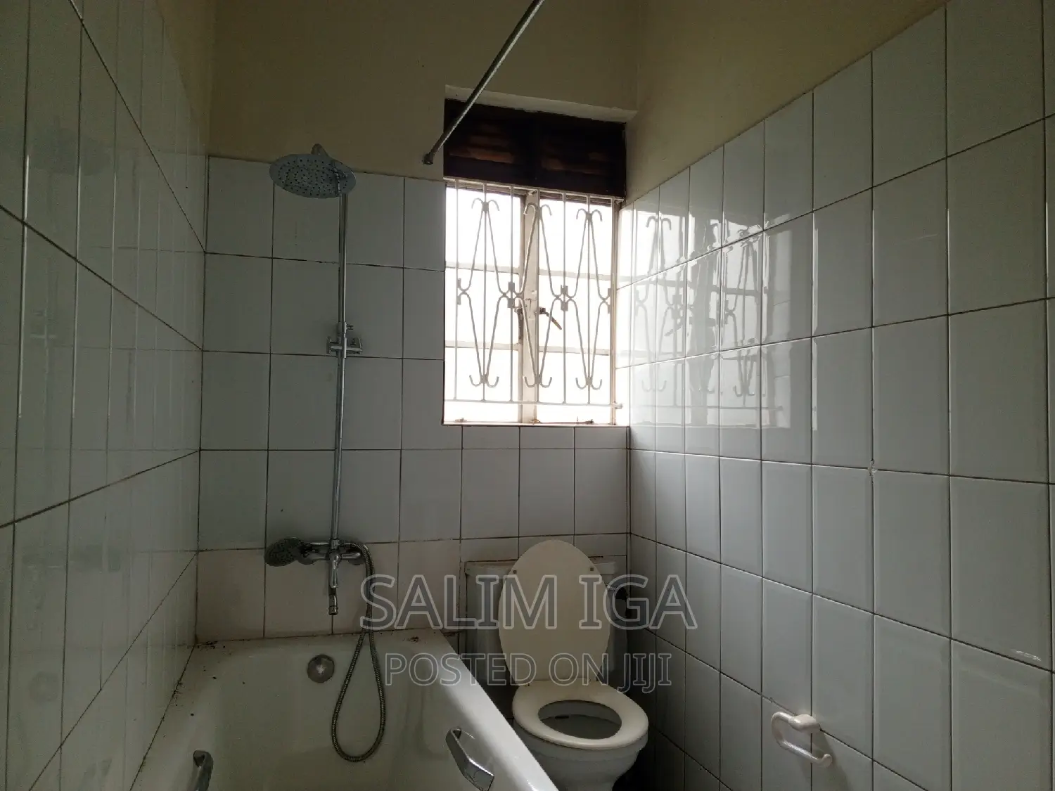 3bdrm Bungalow in Kololo Property, Central Division for rent