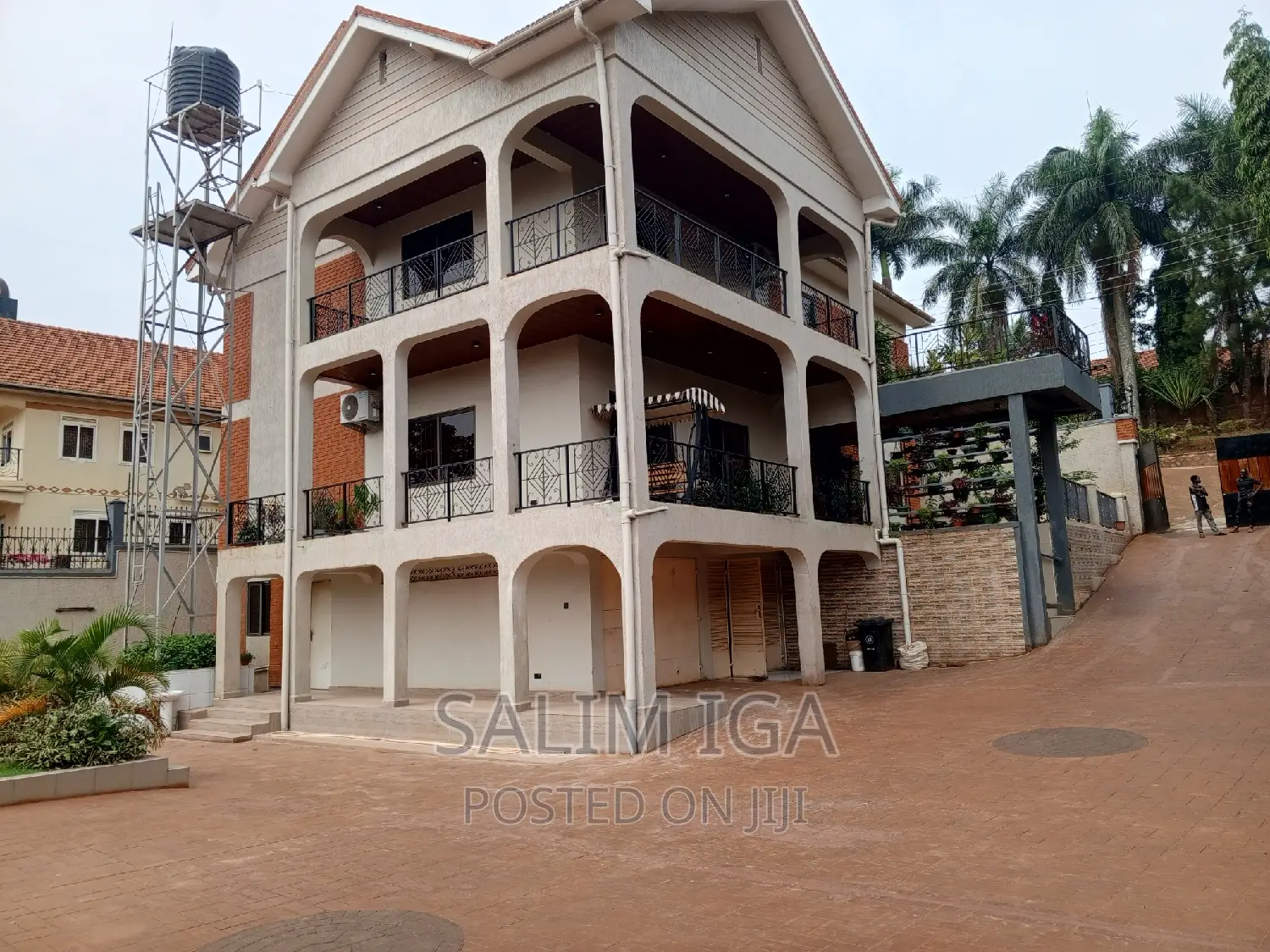 Furnished 5bdrm Duplex in Kololo Property, Central Division for rent