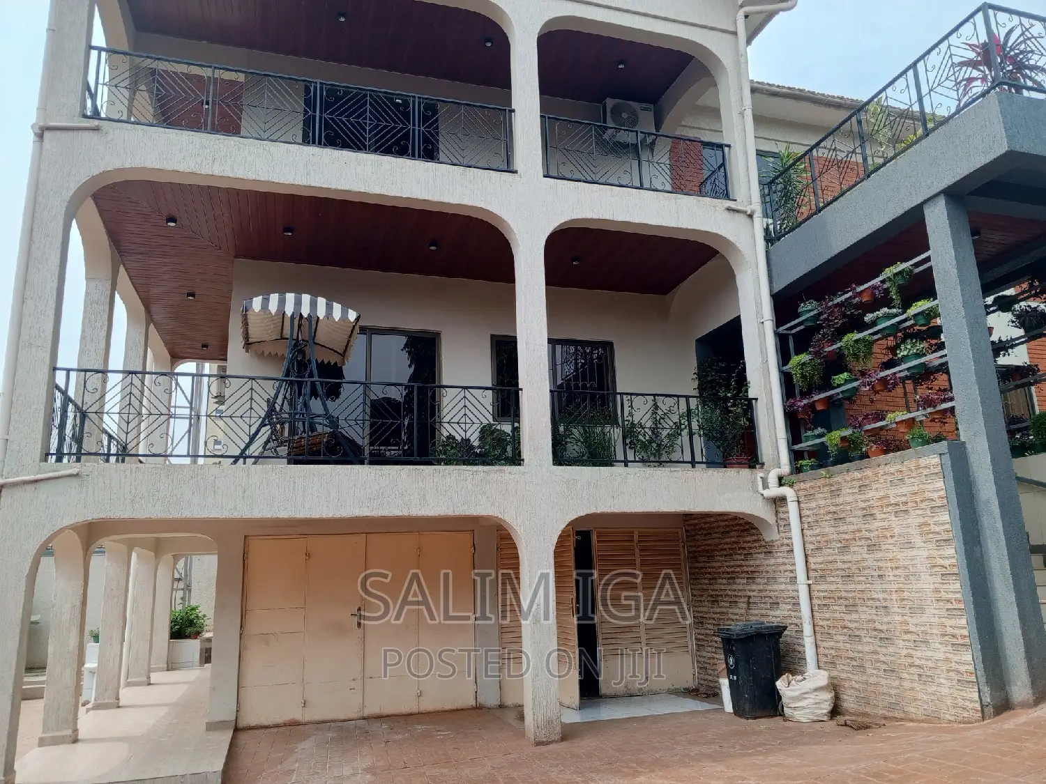Furnished 5bdrm Duplex in Kololo Property, Central Division for rent