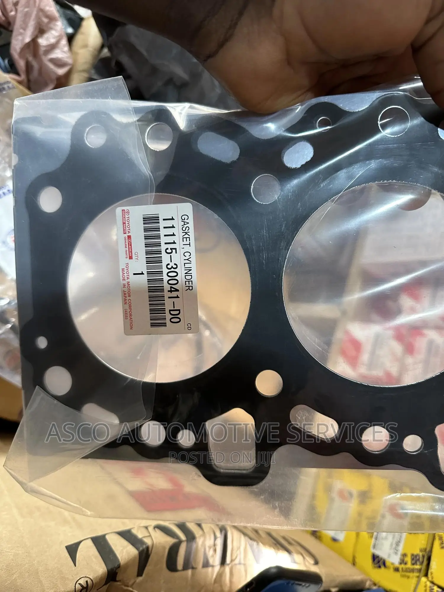 Original Cylinder Head Gasket Toyota Hilux Hiace. 2KD Engine in Central