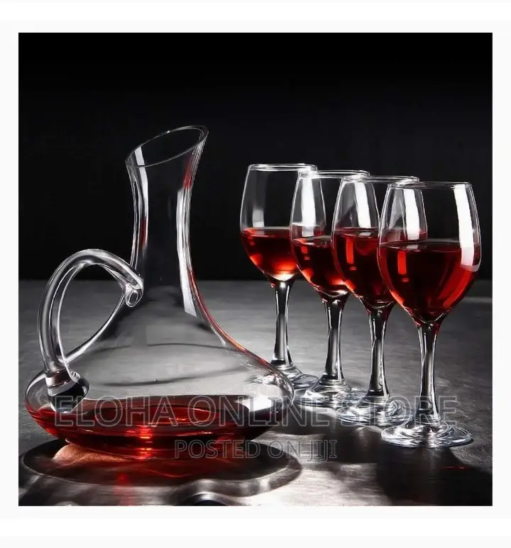 Wine Decanter With Glasses
